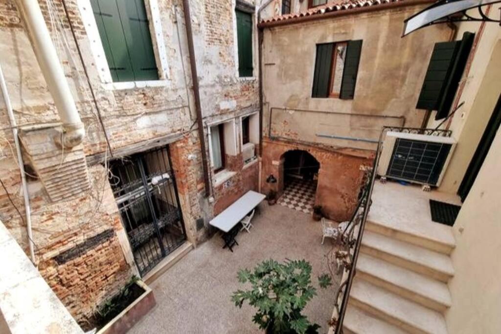 S. Giacomo Da L'Orio Veneţia Exterior foto